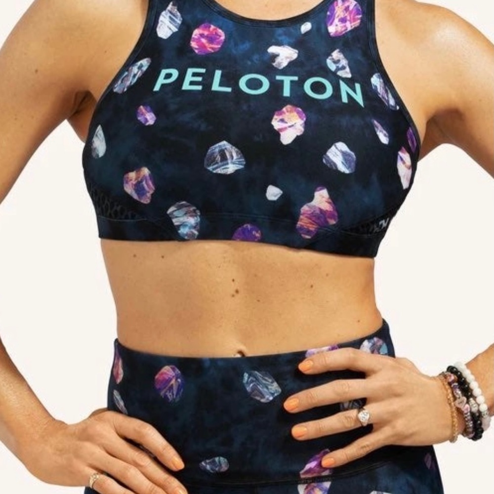 Peloton asteroid sports bra size s